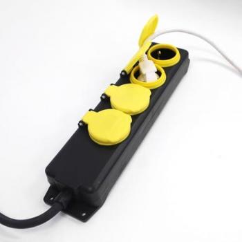Regleta de Enchufes Exterior Negra ORION91 con 4 Tomas SchuKo, Tapa, Capacidad 3680W, Corriente 16A, Cable de 3x1.5mm, Longitud 1
