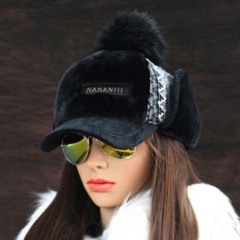 Adjustable Winter Faux Cashmere Bomber Hat with Earflaps and Pompom