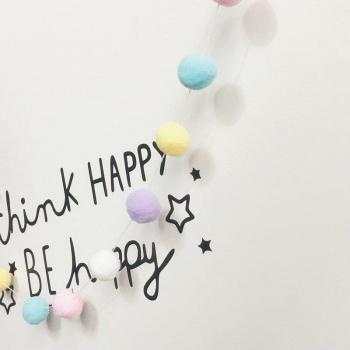 2M Nordische Stil Handgemachte Filz Wolle Bälle Pompon Girlande für Kinderzimmer Deko