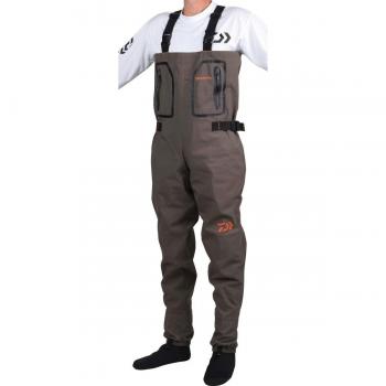 Daiwa 4-Layer Breathable Waders - Size M